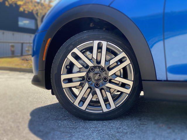 new 2026 MINI Hardtop car, priced at $34,090