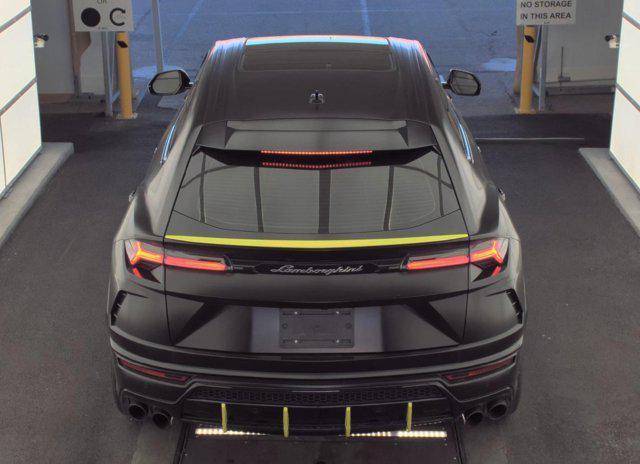 used 2022 Lamborghini Urus car, priced at $220,000