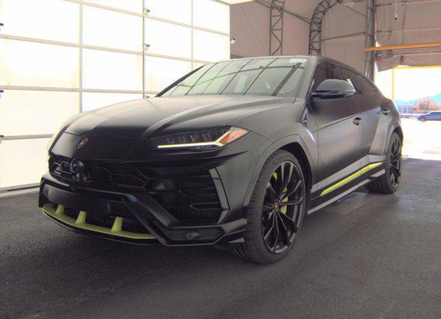 used 2022 Lamborghini Urus car, priced at $220,000
