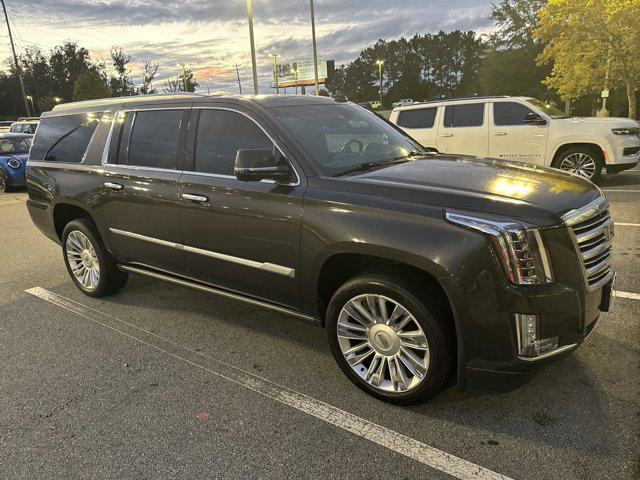 used 2015 Cadillac Escalade ESV car, priced at $26,988