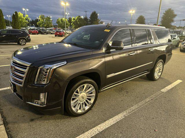 used 2015 Cadillac Escalade ESV car, priced at $26,988