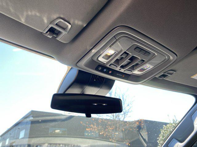 used 2022 GMC Sierra 1500 car, priced at $39,988