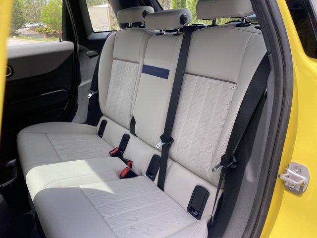 new 2025 MINI Hardtop car, priced at $39,810