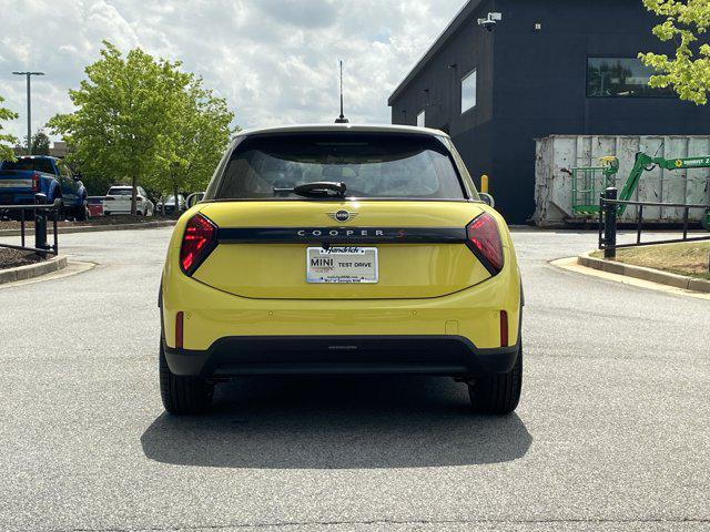 new 2025 MINI Hardtop car, priced at $39,810