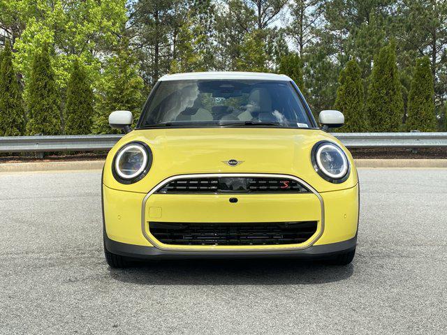 new 2025 MINI Hardtop car, priced at $39,810