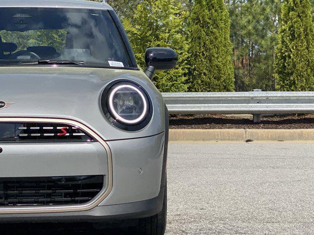 new 2025 MINI Hardtop car, priced at $39,810