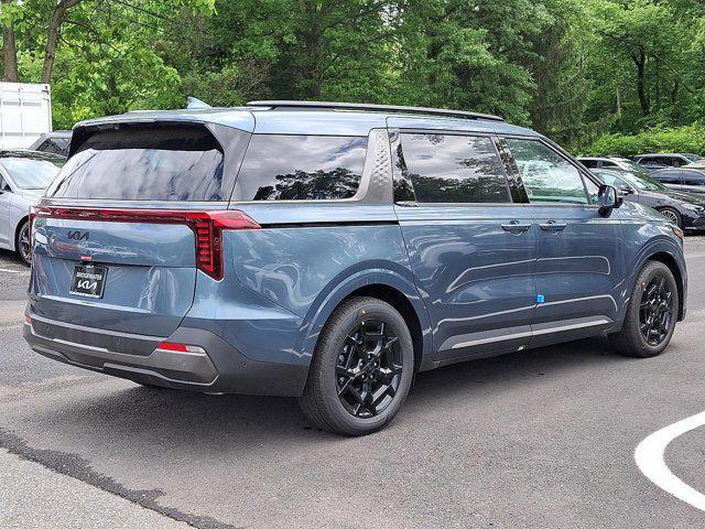 new 2025 Kia Carnival car, priced at $53,095