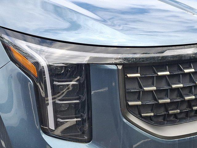 new 2025 Kia Carnival car, priced at $53,095