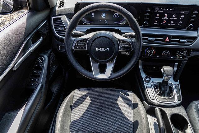 used 2025 Kia Seltos car, priced at $24,743