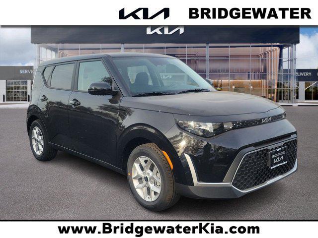 new 2025 Kia Soul car, priced at $23,035