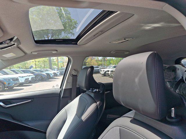 new 2025 Kia Niro car, priced at $34,035