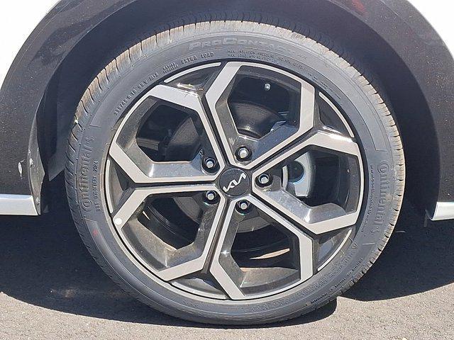 new 2025 Kia Niro car, priced at $34,035