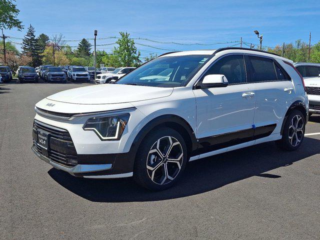 new 2025 Kia Niro car, priced at $34,035