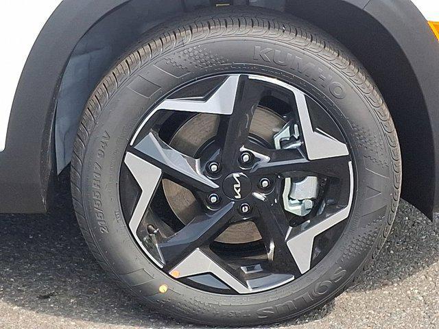 new 2025 Kia Seltos car, priced at $28,805
