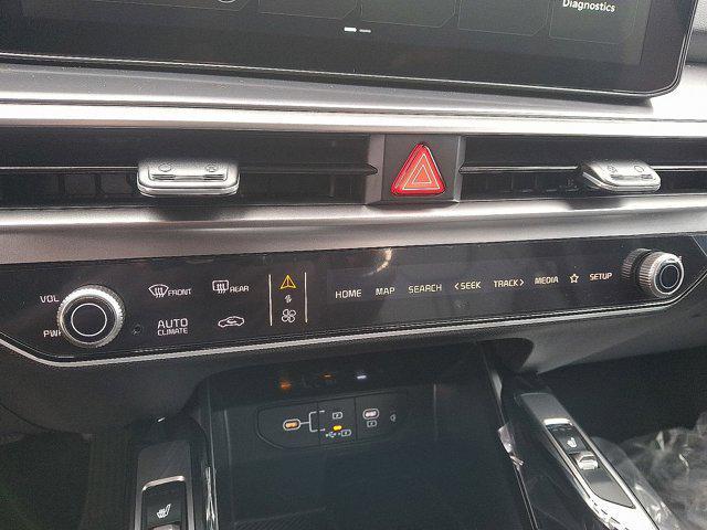 new 2026 Kia Sorento car, priced at $37,640