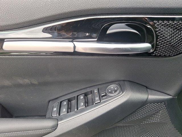 new 2025 Kia Seltos car, priced at $30,185