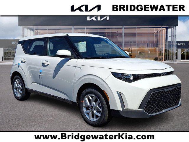 new 2025 Kia Soul car, priced at $23,255