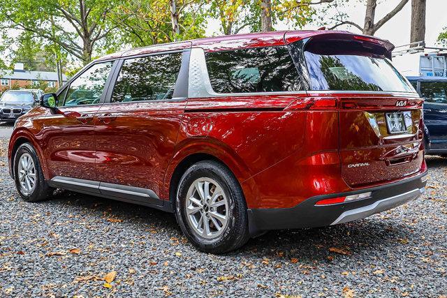 used 2023 Kia Carnival car, priced at $29,700