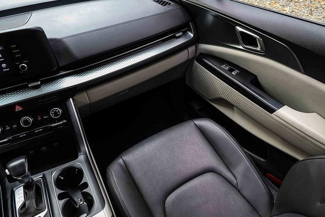 used 2023 Kia Carnival car, priced at $29,700