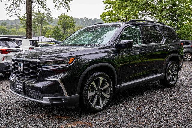 used 2024 Honda Pilot car, priced at $43,988