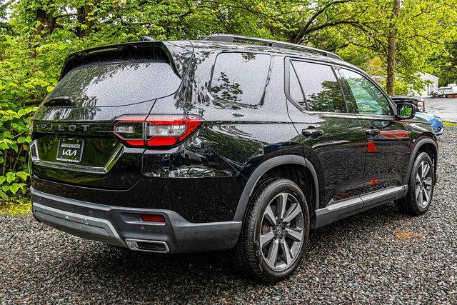 used 2024 Honda Pilot car, priced at $43,988