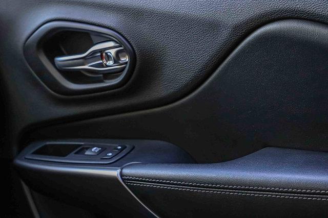 used 2019 Jeep Cherokee car, priced at $16,875