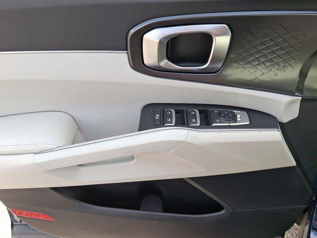 new 2025 Kia Sorento car, priced at $40,575