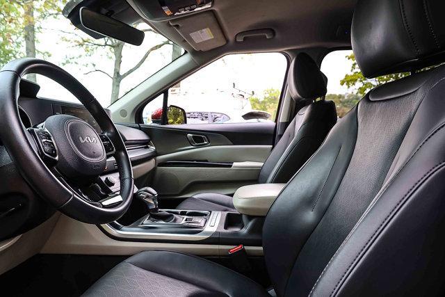 used 2023 Kia Carnival car, priced at $27,495
