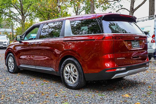 used 2023 Kia Carnival car, priced at $27,495