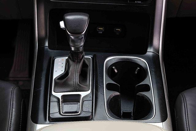 used 2023 Kia Carnival car, priced at $27,495