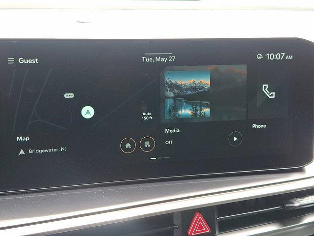 new 2025 Kia Sorento car, priced at $39,690