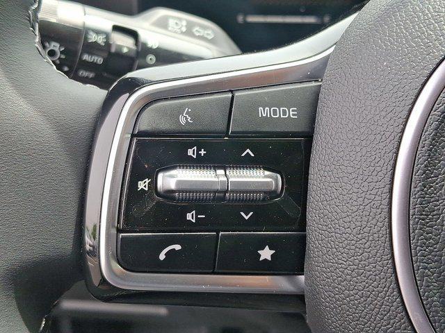 new 2025 Kia Sorento car, priced at $39,690