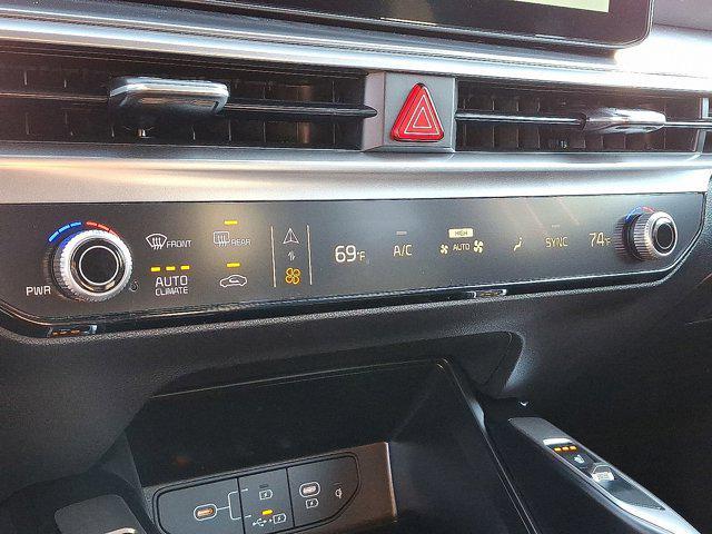 new 2026 Kia Sorento car, priced at $41,965