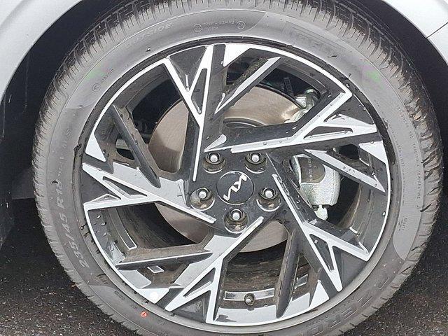 new 2025 Kia K5 car, priced at $32,540