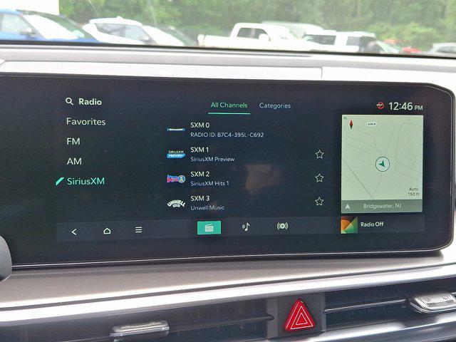 new 2025 Kia Sorento Hybrid car, priced at $42,975