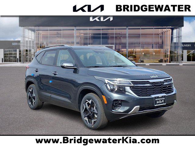 new 2025 Kia Seltos car, priced at $28,410