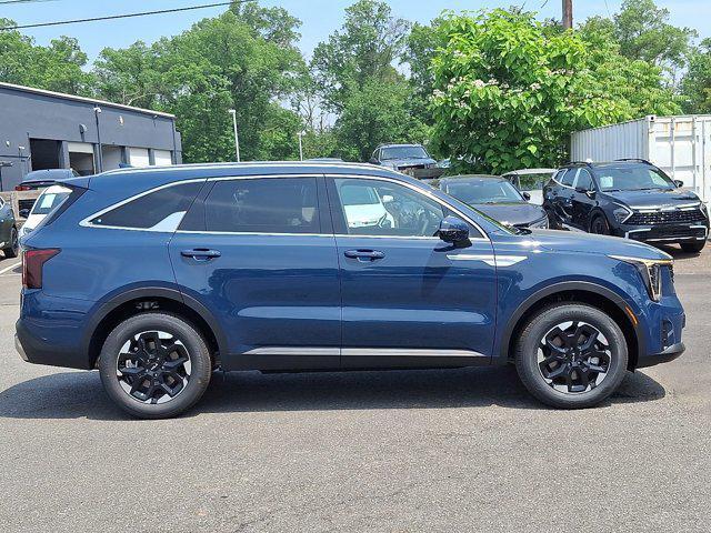 new 2025 Kia Sorento car, priced at $38,800