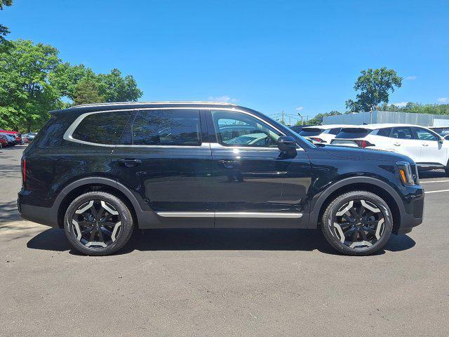 new 2025 Kia Telluride car, priced at $46,225