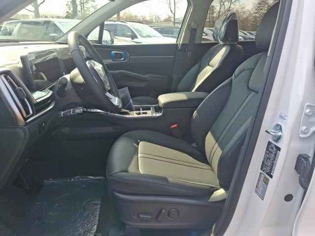 new 2025 Kia Sorento car, priced at $38,675