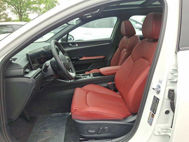 new 2025 Kia K5 car, priced at $34,290