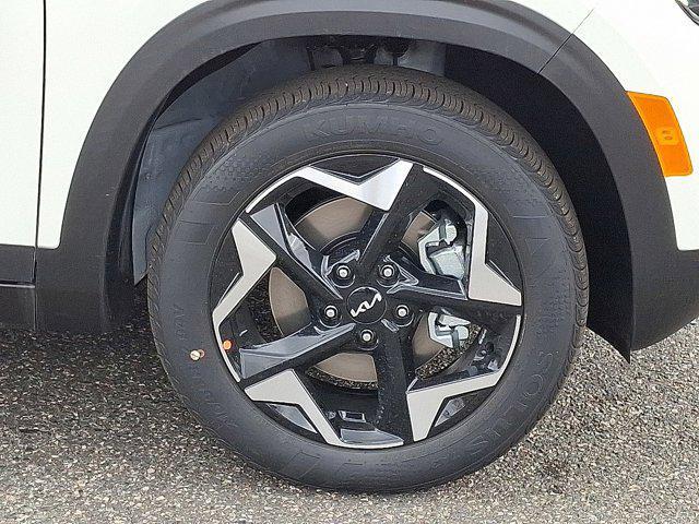 new 2026 Kia Seltos car, priced at $29,305