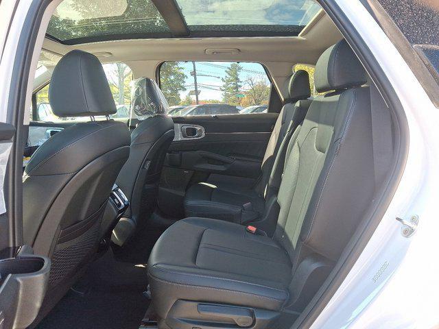 new 2026 Kia Sorento car, priced at $46,065