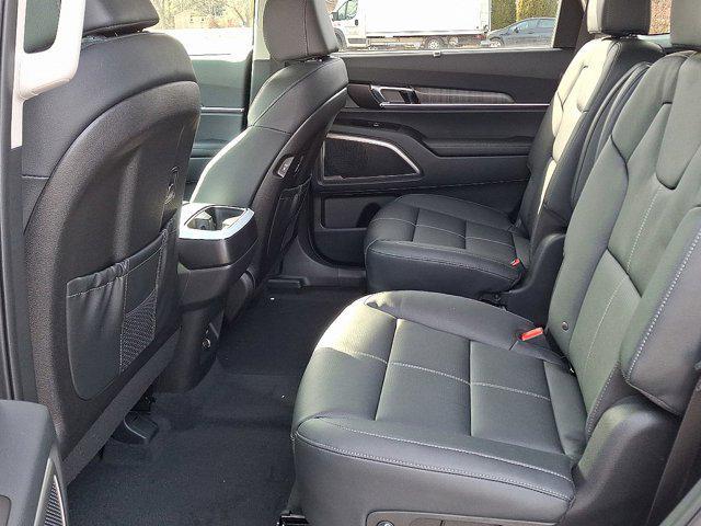 new 2025 Kia Telluride car, priced at $47,695