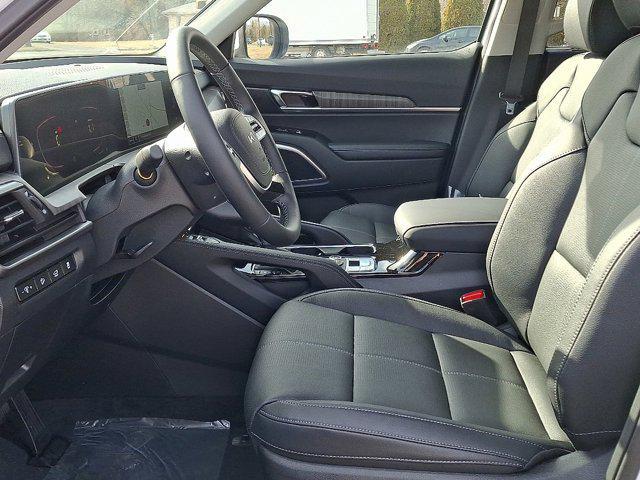 new 2025 Kia Telluride car, priced at $47,695