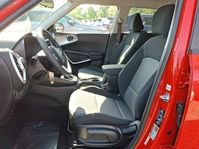new 2025 Kia Soul car, priced at $22,560
