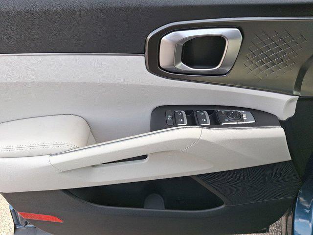 new 2025 Kia Sorento Plug-In Hybrid car, priced at $51,195