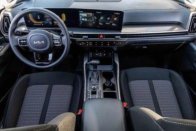 used 2024 Kia Sorento car, priced at $28,977