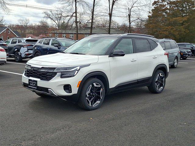 new 2025 Kia Seltos car, priced at $33,050