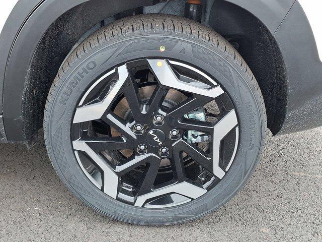 new 2025 Kia Seltos car, priced at $33,050
