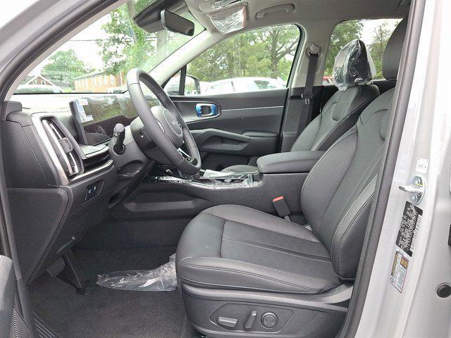 new 2025 Kia Sorento car, priced at $40,575